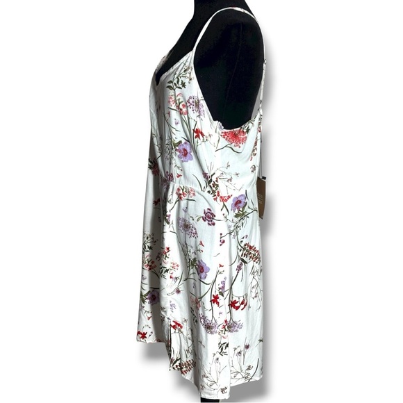 Vero Moda NWT Floral White Red/Purple Floral Print Sleeveless Flowy Mini Dress - Picture 4 of 12